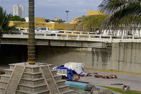 La Policía Mexicana Encuentra 35 Cadáveres Abandonados En Veracruz
