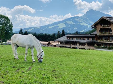 Außenansicht Biohotel Stanglwirt Going Am Wilden Kaiser