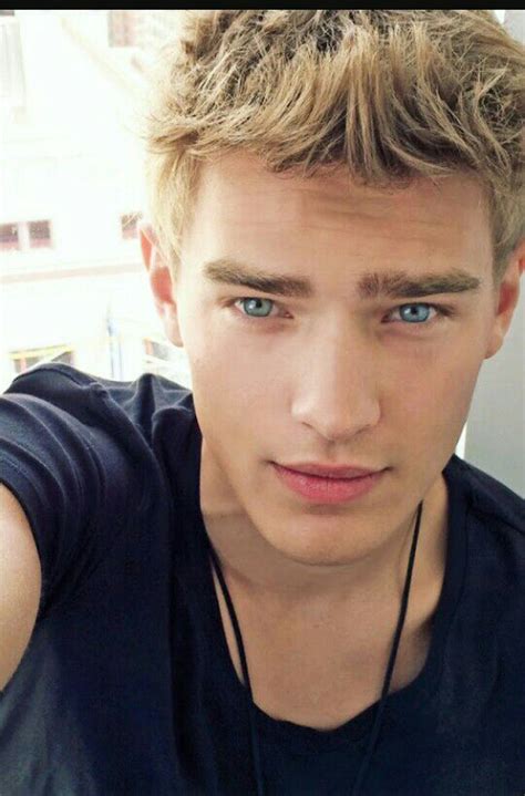 Fotos Para Personagens Rapazes Bonitos Homens De Olhos Azuis Olhos