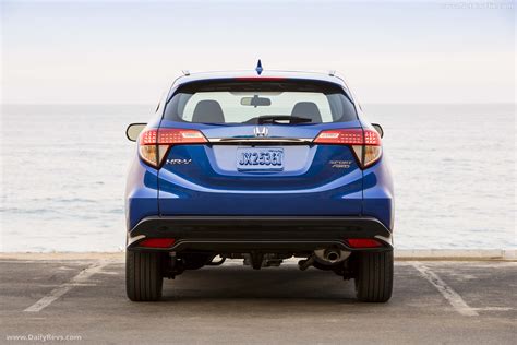 Maybe you would like to learn more about one of these? 2019 Honda HR-V - HD images, Specs, information and Videos ...