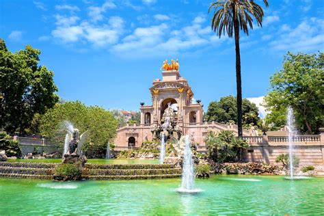Ciutadella Park In Barcelona Visit One Of The Citys Largest Historic