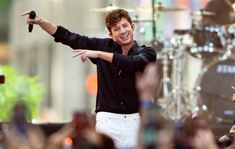 Charlie Puth Adds UK And European Dates To 2022 Tour