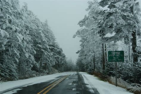 Since the parkway is not plowed or treated during snows, it closes and creates a winter wonderland to explore by foot or cross country skiing. JUNKWILD: A WHITE Christmas in North Carollina!!!