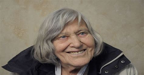 Ποια ήταν η σπουδαία αστροφυσικός που τιμά με doodle η google. Margherita Hack e i suoi gatti: la storia di Ciccino, il ...