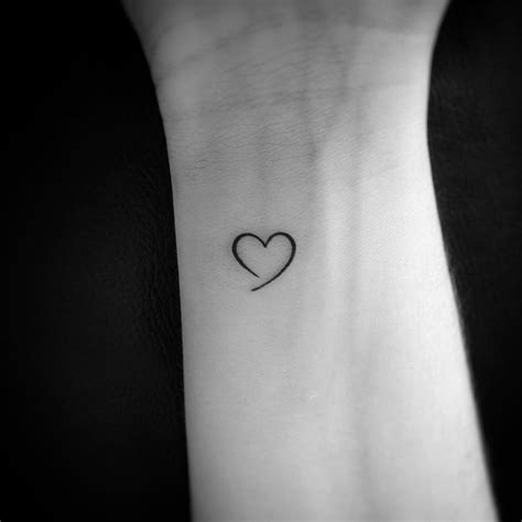 Small Heart Wrist Tattoo Small Foot Tattoos Heart Tattoo Wrist Small