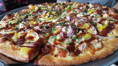 Bbq Chicken Pizza With Pineapple