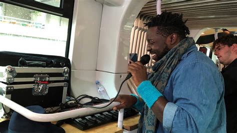 NÎmes Jazz 70 A Son Off Et Met Un Sourire Sur Les Lèvres Des Spectateurs