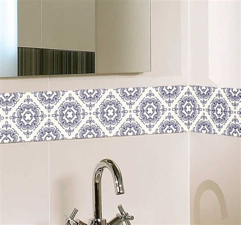 Nile Vintage Bathroom Border Sticker TenStickers