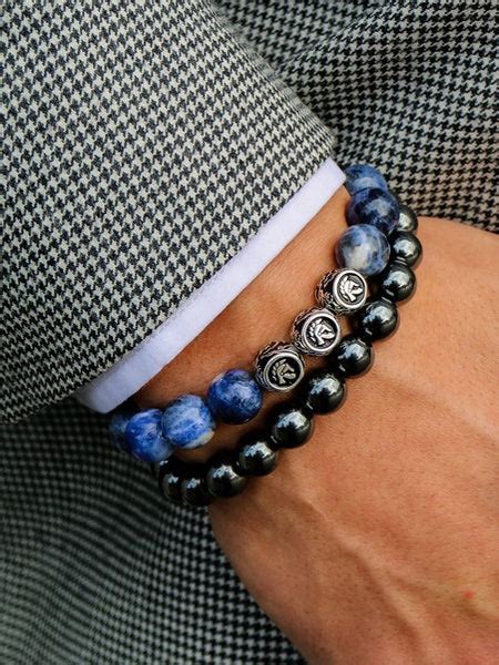 How To Wear And Style Mens Bracelets Mens Bracelet Guide The Dark Knot