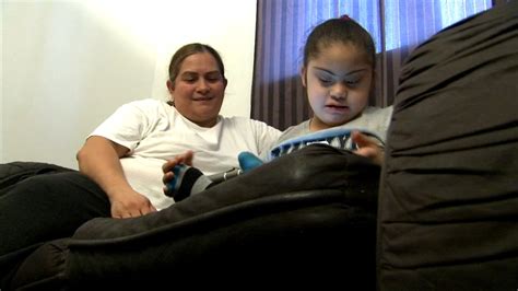 7 year old chicago girl with down syndrome leaves school wanders into stranger s home abc7