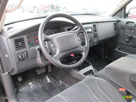 1991 Dodge Dakota Interior