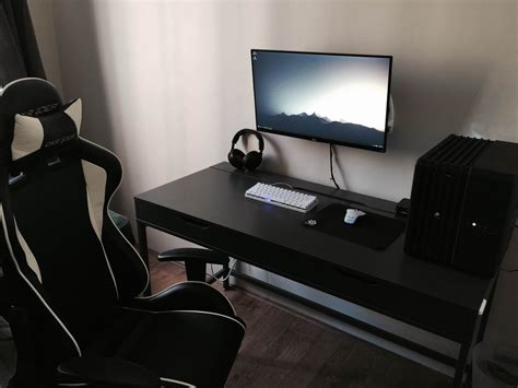 Similar with soar gaming png. Black and white battle station | Battlestation, Room ...