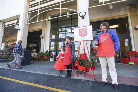 Lynchburg Salvation Army Seeks More Red Kettle Bell Ringers
