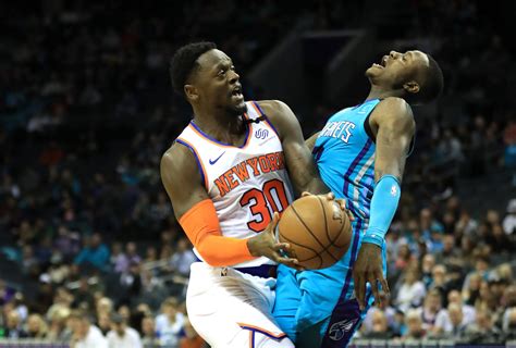 He is currently in a relationship with his longtime girlfriend kendra shaw. New York Knicks: Julius Randle would be better in a diminished role