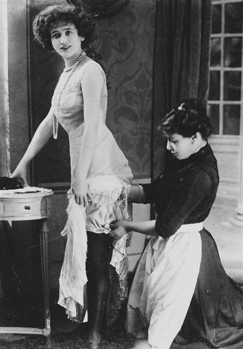 Edwardian Star Gaby Deslys And Her Maid Maid Staff Uniforms Mistress