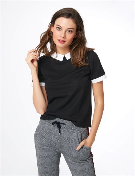 Black T Shirt With White Collar Detail Woman • Jennyfer
