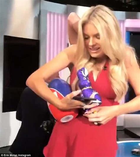 Erin Molan Uses Her Baby Bump To Transport Easter Eggs Daily Mail Online