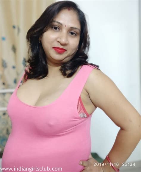 Big Boob Desi Milf Aunty Urvashi Bathroom Nudes Indian Girls Club