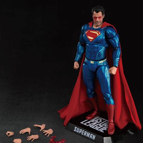 Superman The Return Of Superman Figurine Dc Essentials Dc