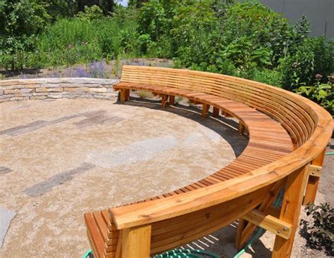 Curved Bench I Need To Build Some To Go Around My Firepit Curved Patio Curved Outdoor