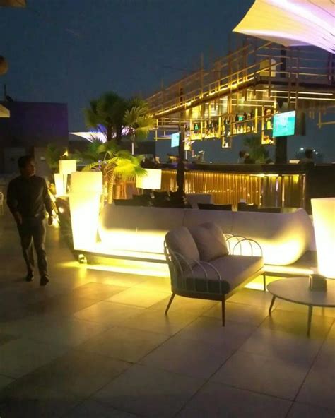 The Mafia Sky Lounge 🍷 Beautiful Ambiance Sky View Bar Viman Nagar