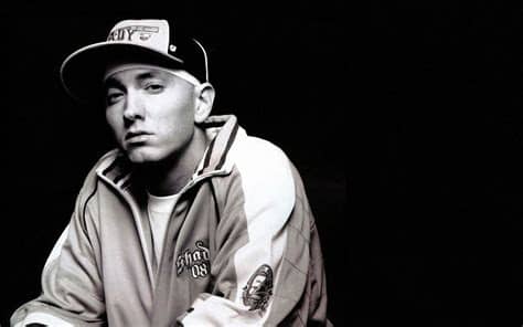 (nelson) and marshall bruce mathers, jr., who were in a band together, daddy warbucks. Eminem compie 47 anni oggi! ~ Spettacolo Periodico Daily