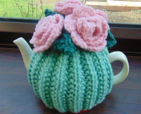 Pink Roses Small Tea Cosy 1 2 Cup Tea Pot Etsy Tea Cosy Small Tea