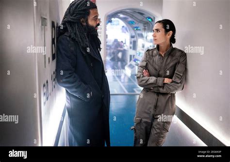 Jennifer Connelly And Daveed Diggs In Snowpiercer 2020 Directed By