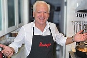 Chef por hobby, Maurizio Remmert prepara camarões em máquina de café ...