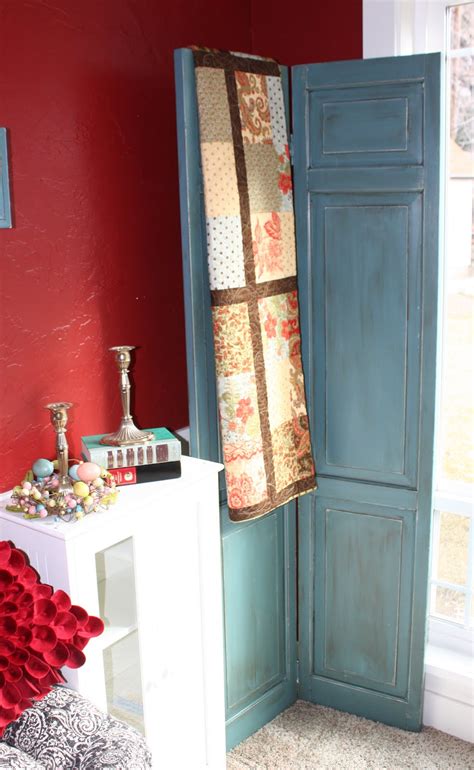 At Home Using Old Doors As Home Decor