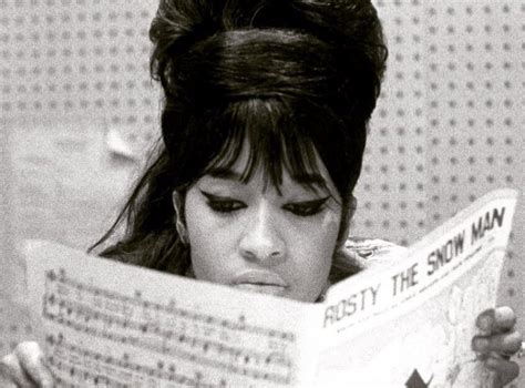 Ronnie Spector Has Died Ravers Heaven