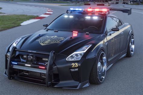This Nissan Gt R Concept Cop Car Can Overtake Even The Speediest