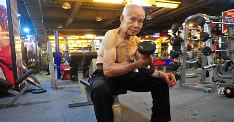 Gym Bunny Grandpa Keeps On Pumping Iron At 94 Years Old And Shows No