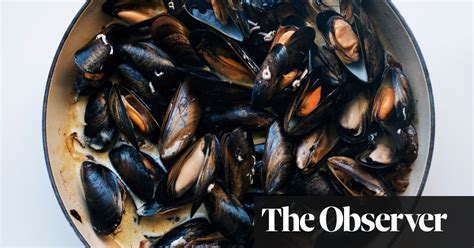 Nigel Slaters Roast Shallots With Mussels And Cream Recipe Food