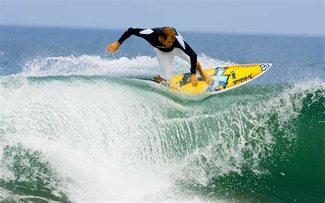 Man On Surfboard Surfing Ocean Wave Hd Wallpaper Wallpaper Flare
