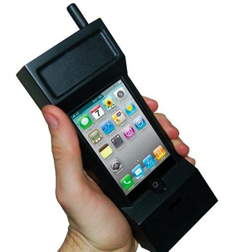The Ultimate Retro Iphone Case Turns Your Iphone Into An 80s Block