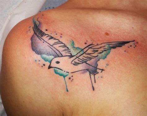 30 Cool Seagull Tattoo Designs For Men And Women Entertainmentmesh