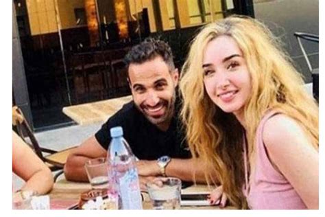 ولد بقرية شها مركز المنصورة بمحافظة الدقهلية. أحمد فهمى يشبة نفسة بعادل إمام فى "التجربة الدنماركية ...