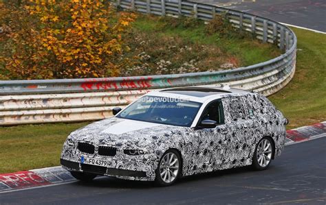 2017 Bmw G31 5 Series Touring Spied Showing Huge Body Roll On The