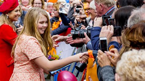 Op koningsdag (zaterdag 27 april) organiseert losjes een festival in den bosch. Koningsdag 2019: Willem-Alexander in Amersfoort - EO Visie