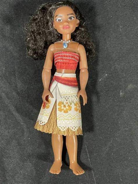 Disney Princess Moana Of Oceana Hasbro 10” Fashion Doll Disney Toy Figure 7 99 Picclick