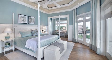 The rest of the room is splashed in green, white and navy blue. 24+ Light Blue Bedroom Designs, Decorating Ideas | Design ...