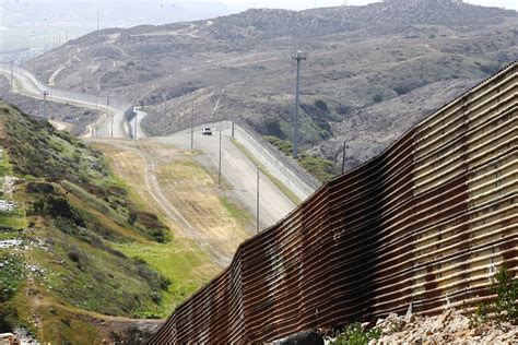 Construcción De Muro Fronterizo Entre México Y Eu Iniciará Este Lunes N