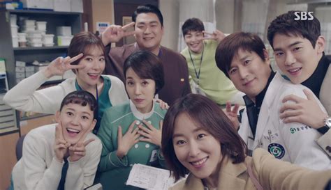 Ahn hyo seop, han seok kyu, kim joo heon, lee reminders: Romantic Doctor Teacher Kim: Bonus Episode » Dramabeans ...