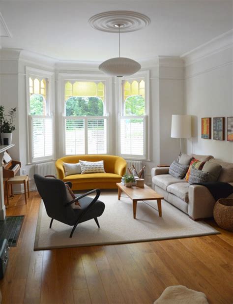 38 Beautiful Living Room With Bay Window Decorating