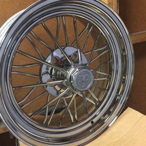 17 Inch Rwd Standard Poke Texan Wire Wheels