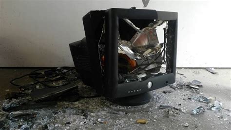 Computer Monitor Gets Destroyed Youtube