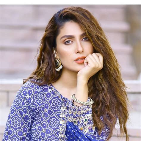 Pin By Ayra On Ayeza Khan Ayeza Khan Pakistani Actress Fashion
