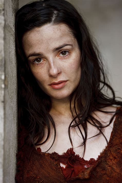 21 Old Hq Stills Of Laura Donnelly In “merlin” Outlander Online