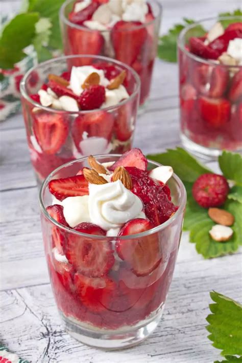 Healthy Strawberry Parfaits Recipe Cookme Recipes